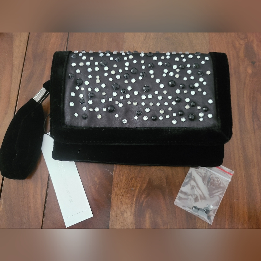 New unique BCBGeneration fabric wristlet